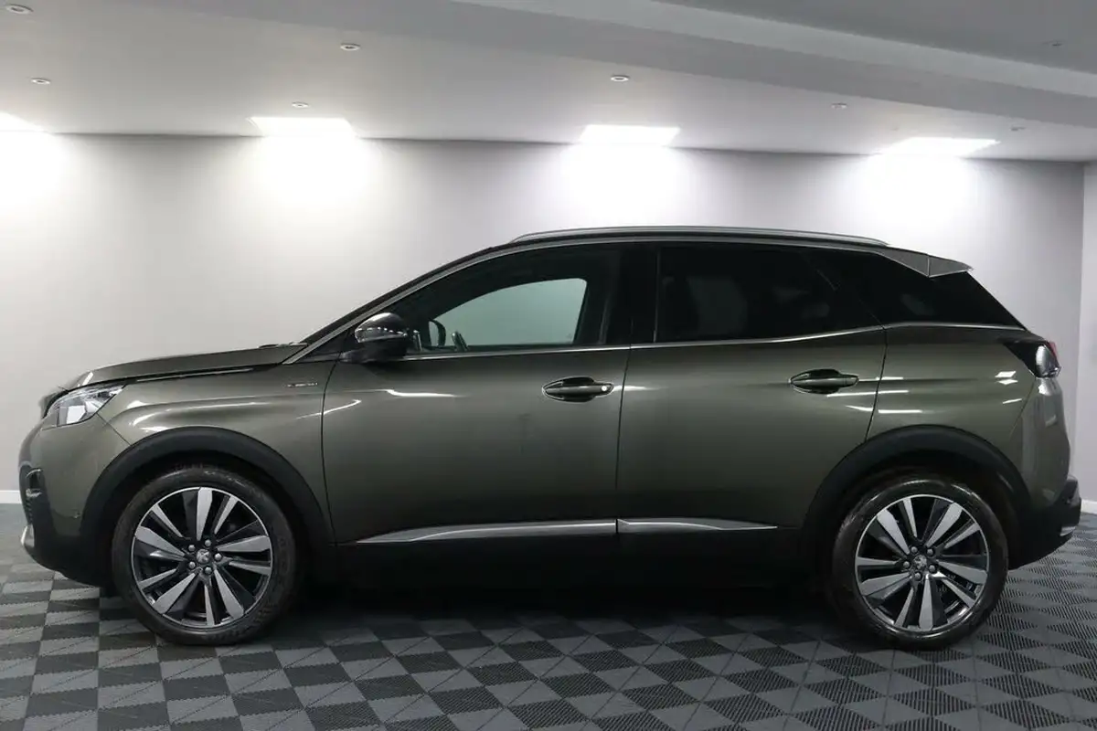 2018-peugeot-3008-suv-12-puretech-gt-line-premium-big-15
