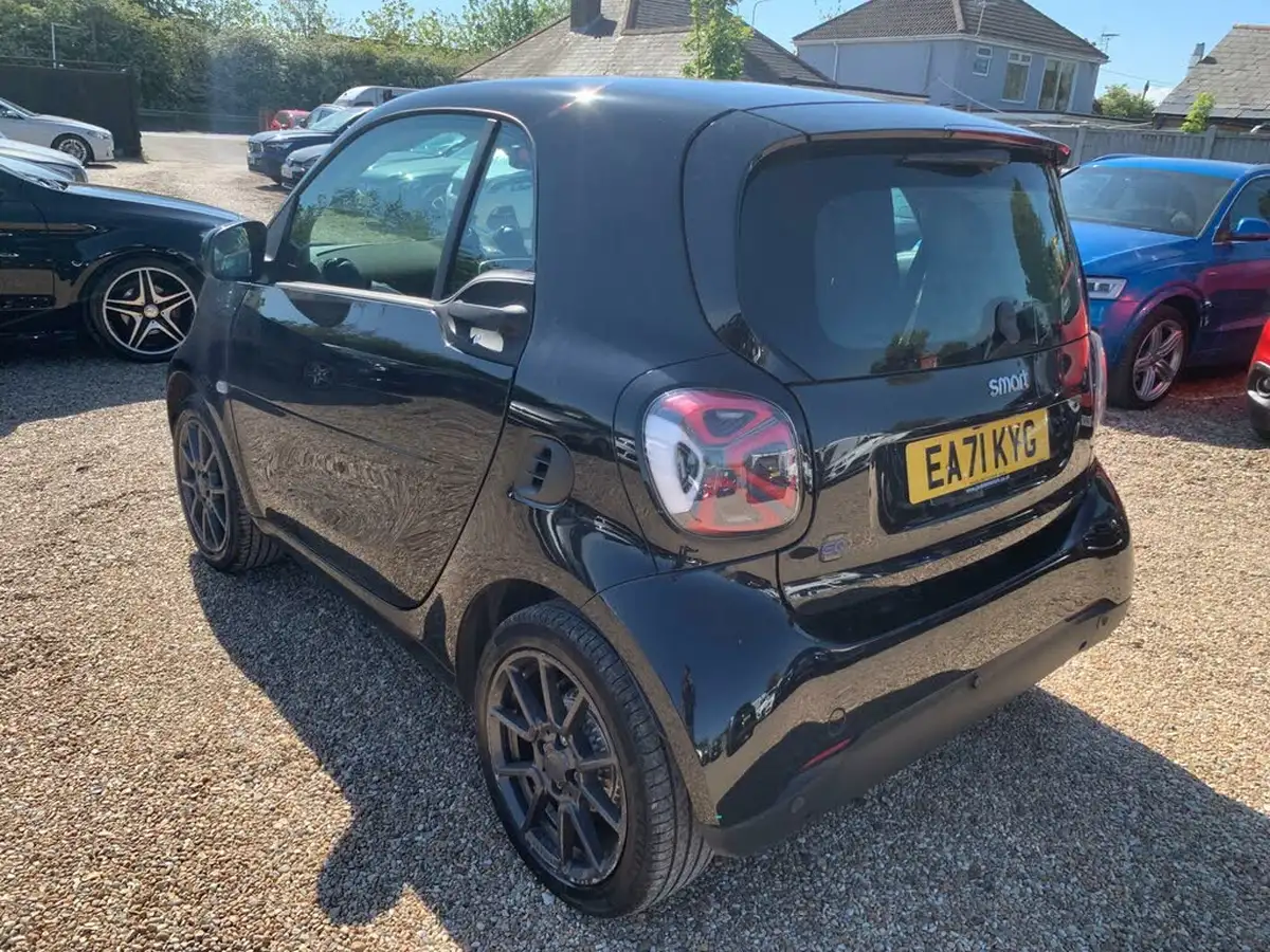 2021-smart-fortwo-eq-brabus-line-coupe-big-4