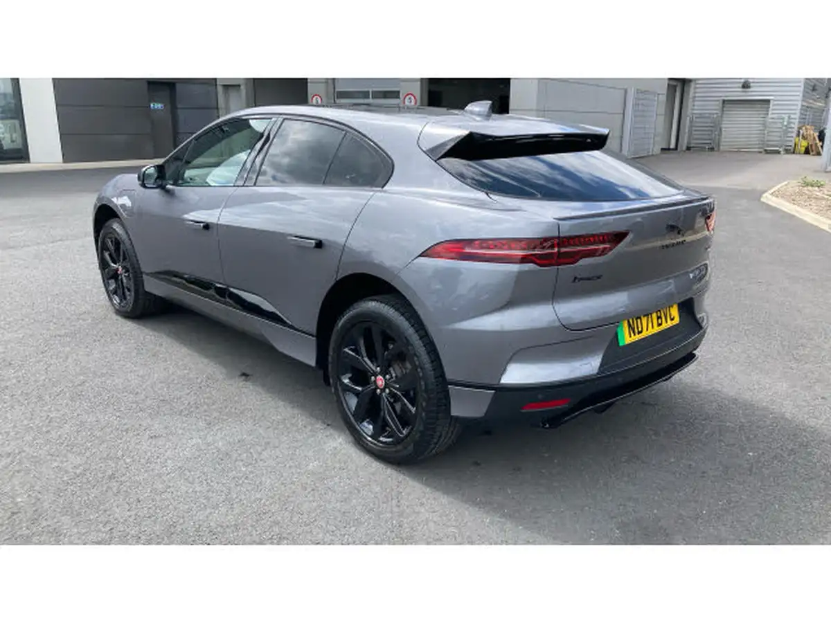 2021-jaguar-i-pace-ev400-black-big-40