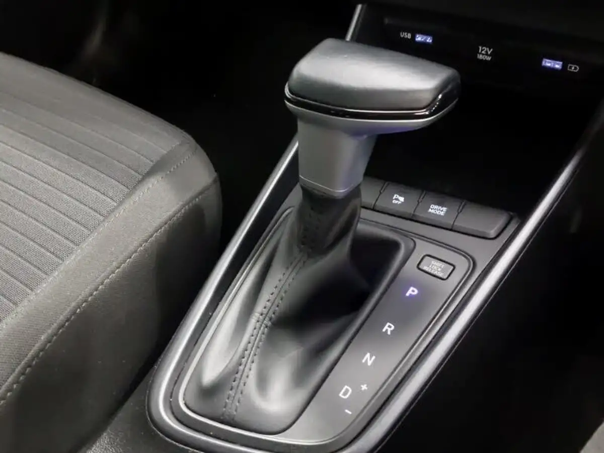 2023-hyundai-i20-10-t-gdi-se-connect-dct-big-11