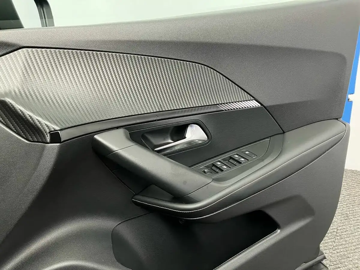 2023-peugeot-2008-suv-12-puretech-allure-big-40