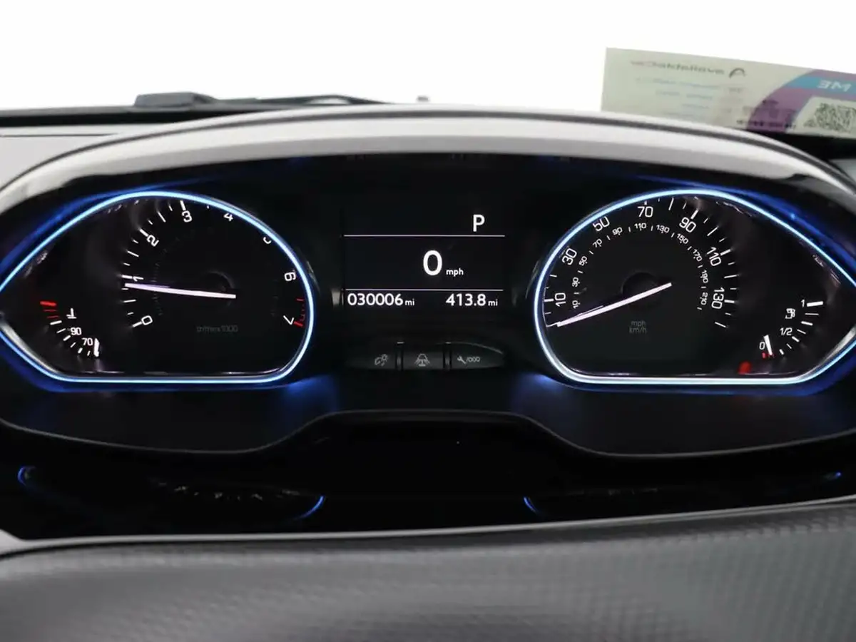 2019-peugeot-2008-suv-12-puretech-allure-premium-130bhp-big-10