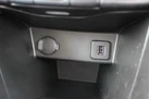 2014-suzuki-swift-12-sz4-94ps-nav-5d-at-small-32