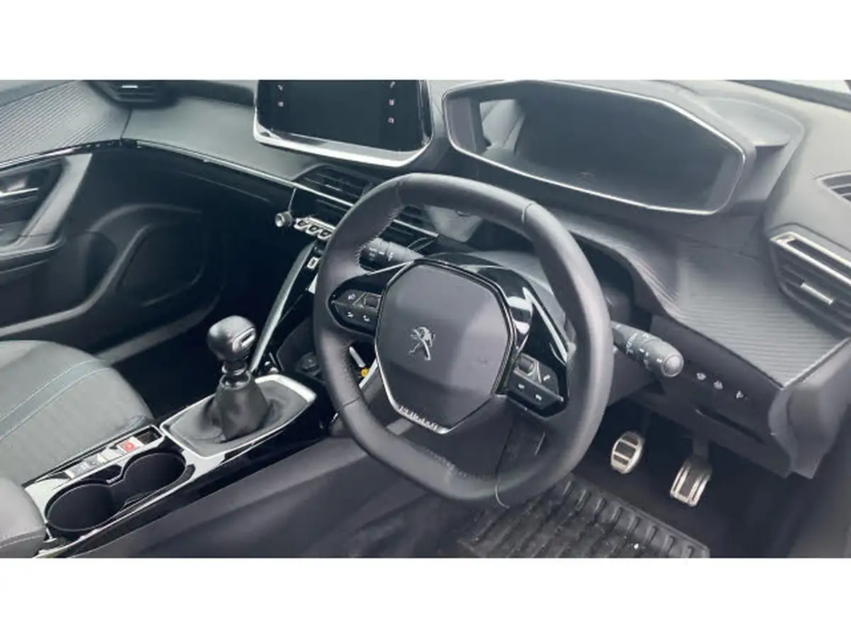 2023-peugeot-2008-suv-12-puretech-allure-premium-100bhp-big-10