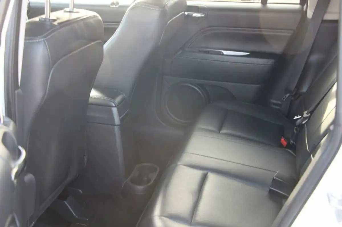 2014-jeep-compass-24-limited-big-16