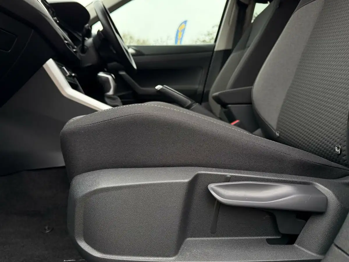 2023-volkswagen-polo-10-tsi-life-dsg-big-35