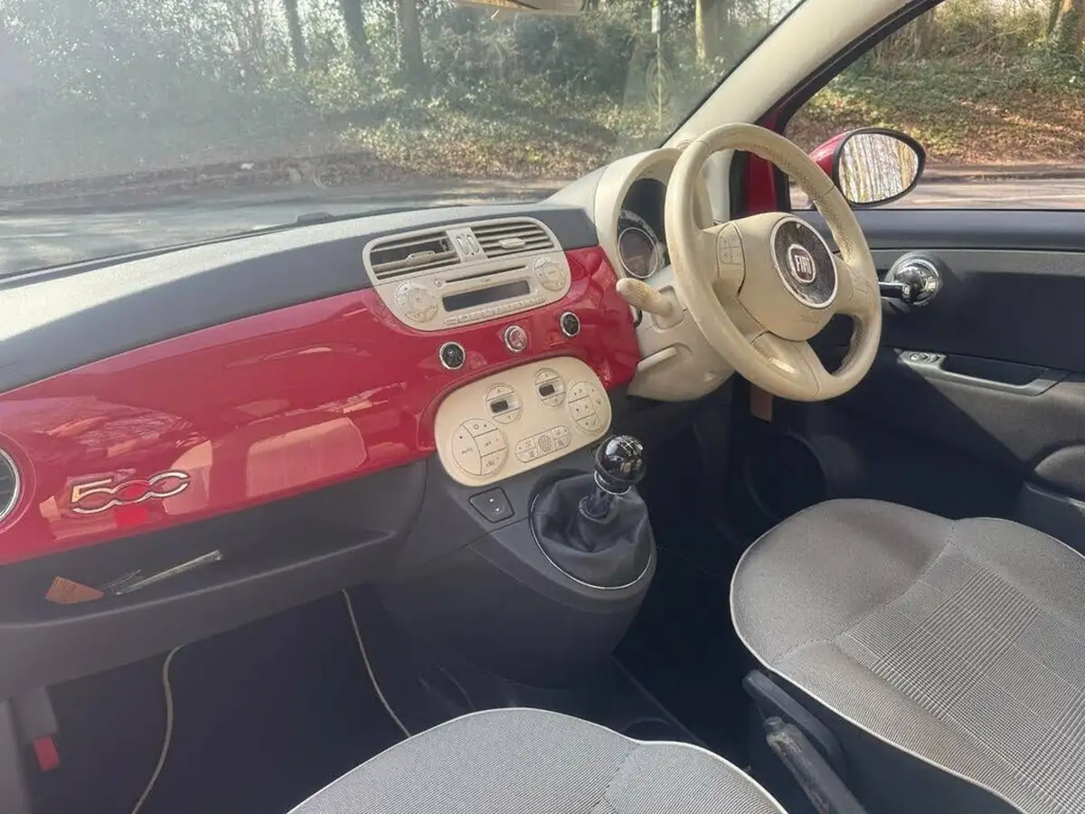 2015-fiat-500-12-lounge-ss-big-1