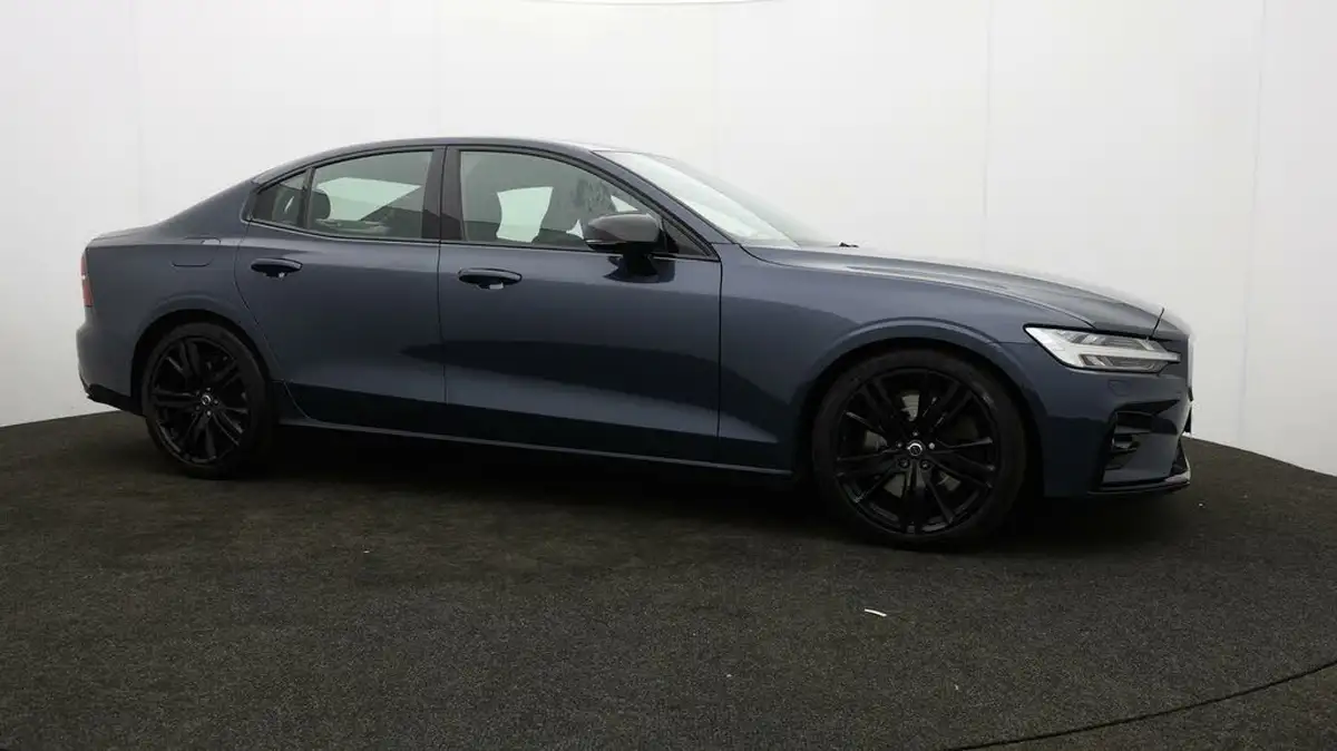 2019-volvo-s60-20-t5-r-design-edition-big-36
