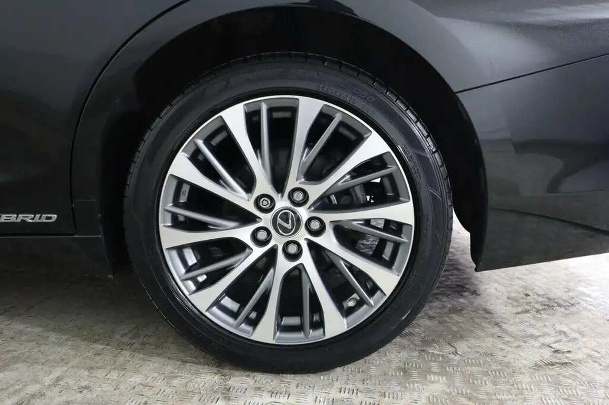2021-lexus-es-300h-25-es-218bhp-without-navigation-big-31