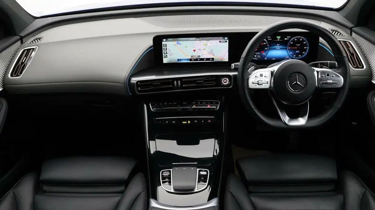 2022-mercedes-benz-eqc-e-eqc-400-amg-line-big-12