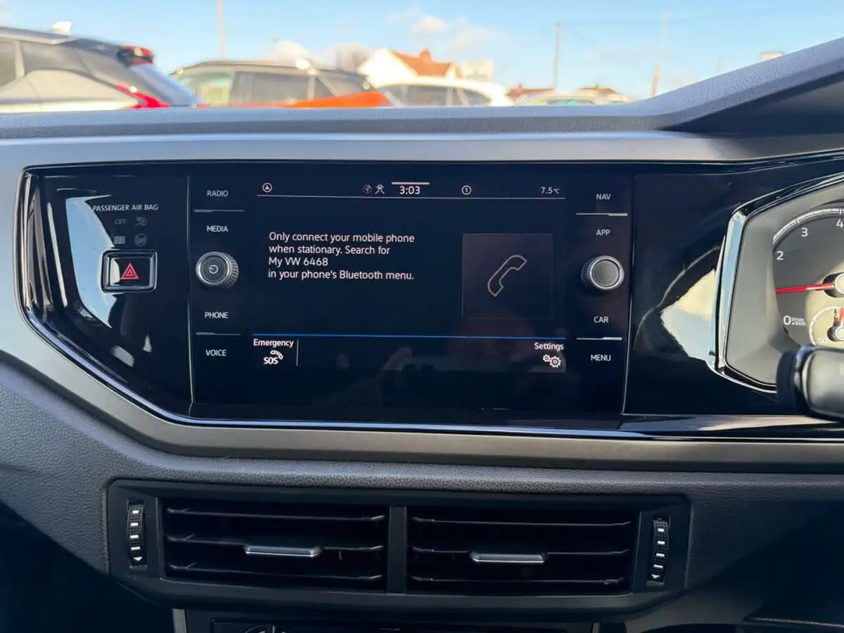 2021-volkswagen-polo-10-tsi-match-dsg-big-32