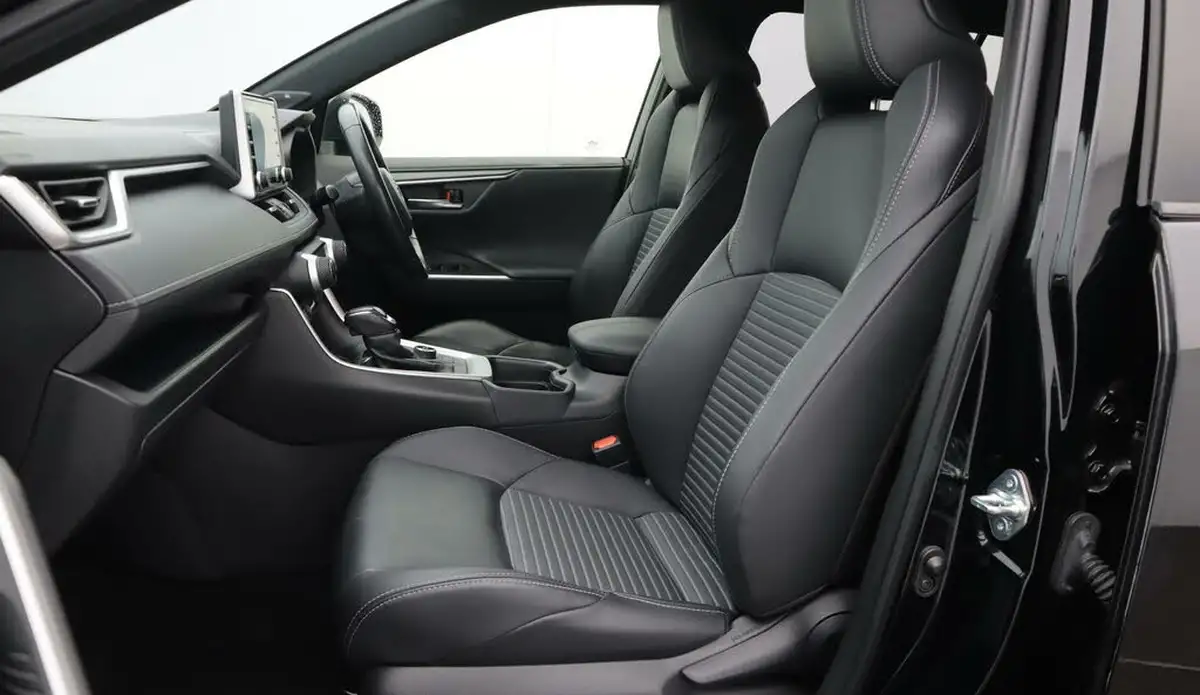 2021-toyota-rav4-25-vvt-i-black-edition-219bhp-big-14