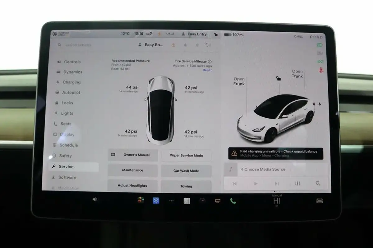 2021-tesla-model-3-e-long-range-4x4-big-46