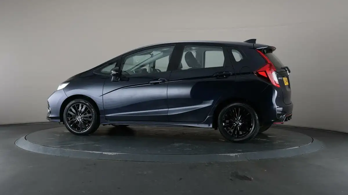 2019-honda-jazz-15-i-vtec-sport-cvt-big-66