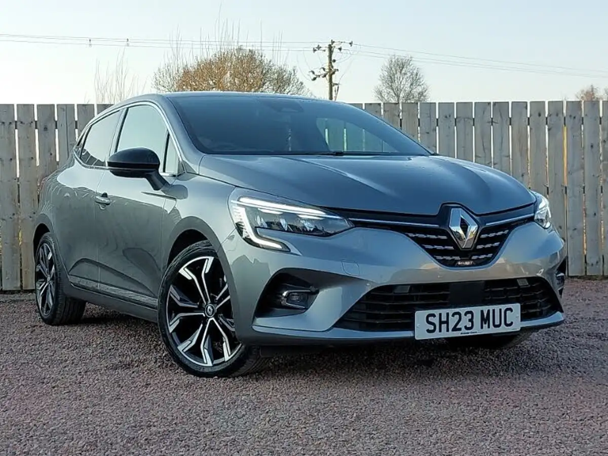 2023-renault-clio-16-techno-big-11