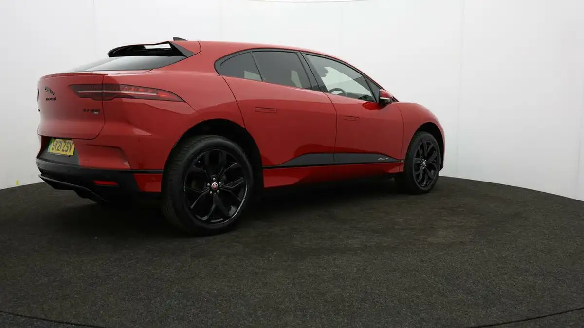 2021-jaguar-i-pace-ev400-se-big-6