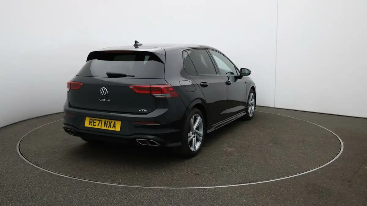 2021-volkswagen-golf-15-etsi-r-line-150ps-hatchback-big-55