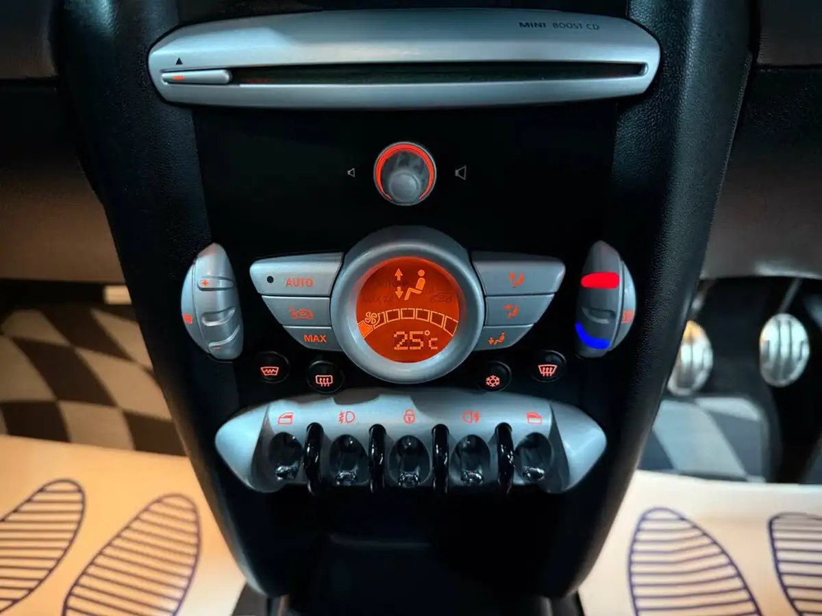 2008-mini-cooper-16-cooper-jcw-211bhp-hatchback-3d-big-30