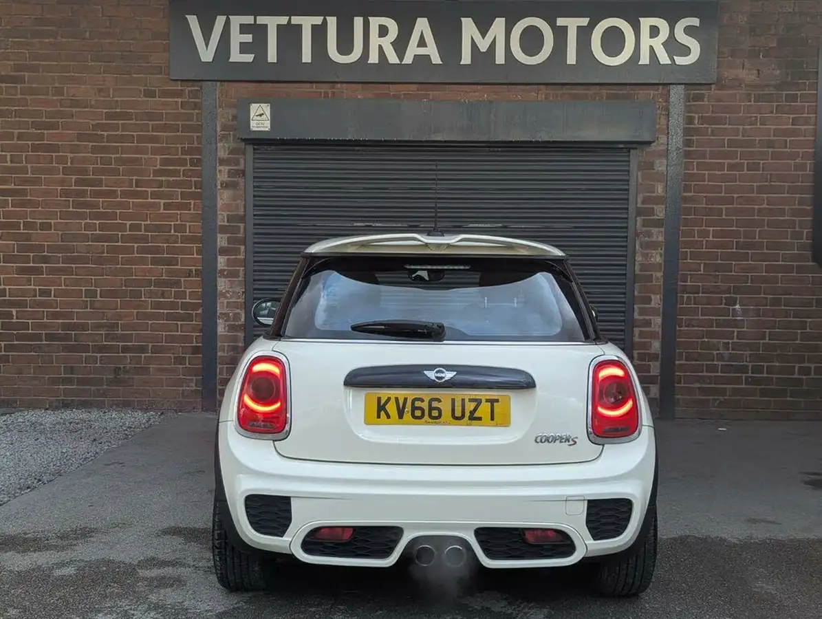 2016-mini-cooper-20-cooper-s-ss-hatchback-3d-sport-auto-big-3