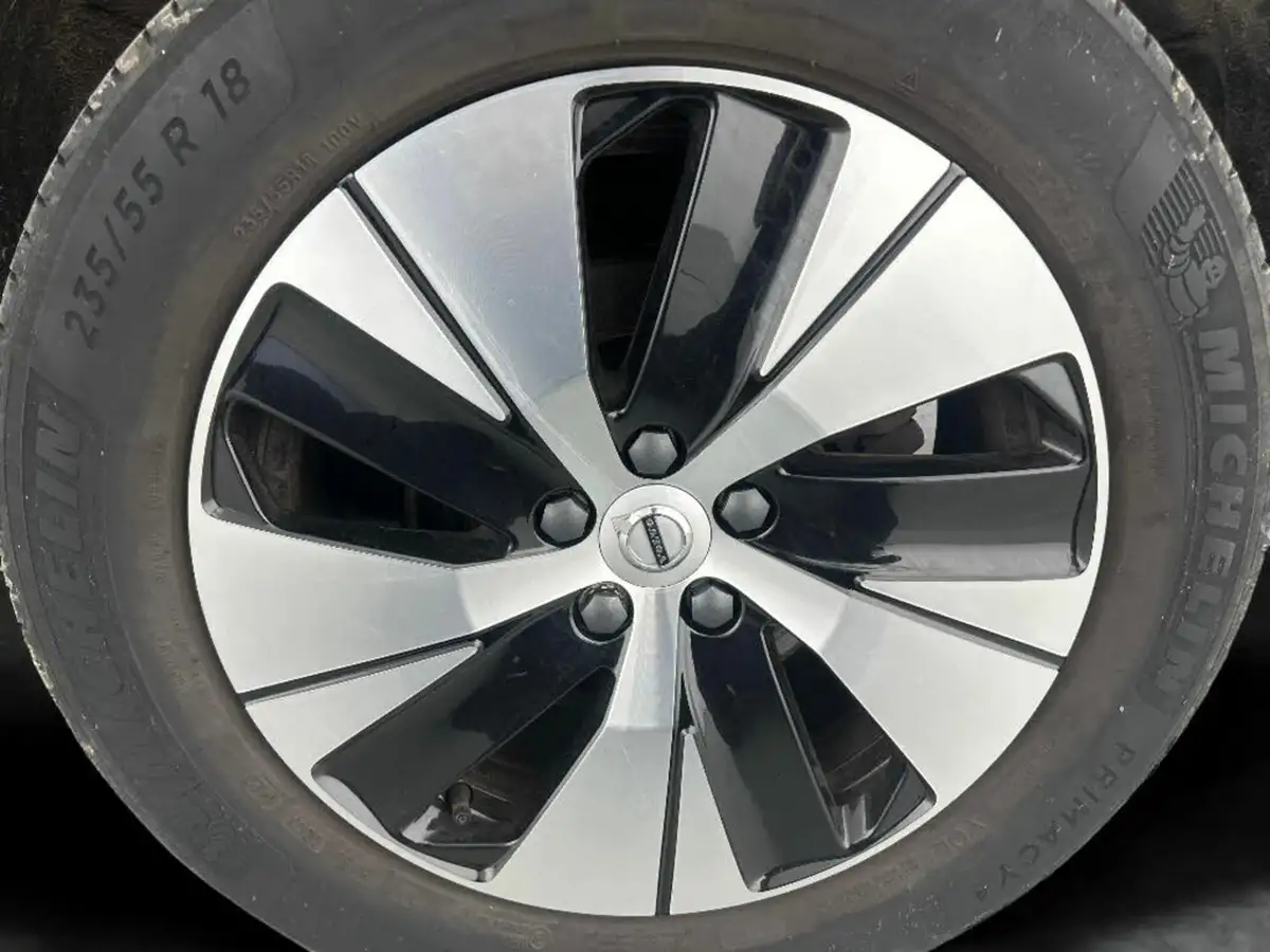 2022-volvo-xc40-15-t4-inscription-expression-big-11