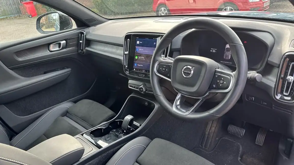 2022-volvo-c40-e-twin-recharge-pro-big-4
