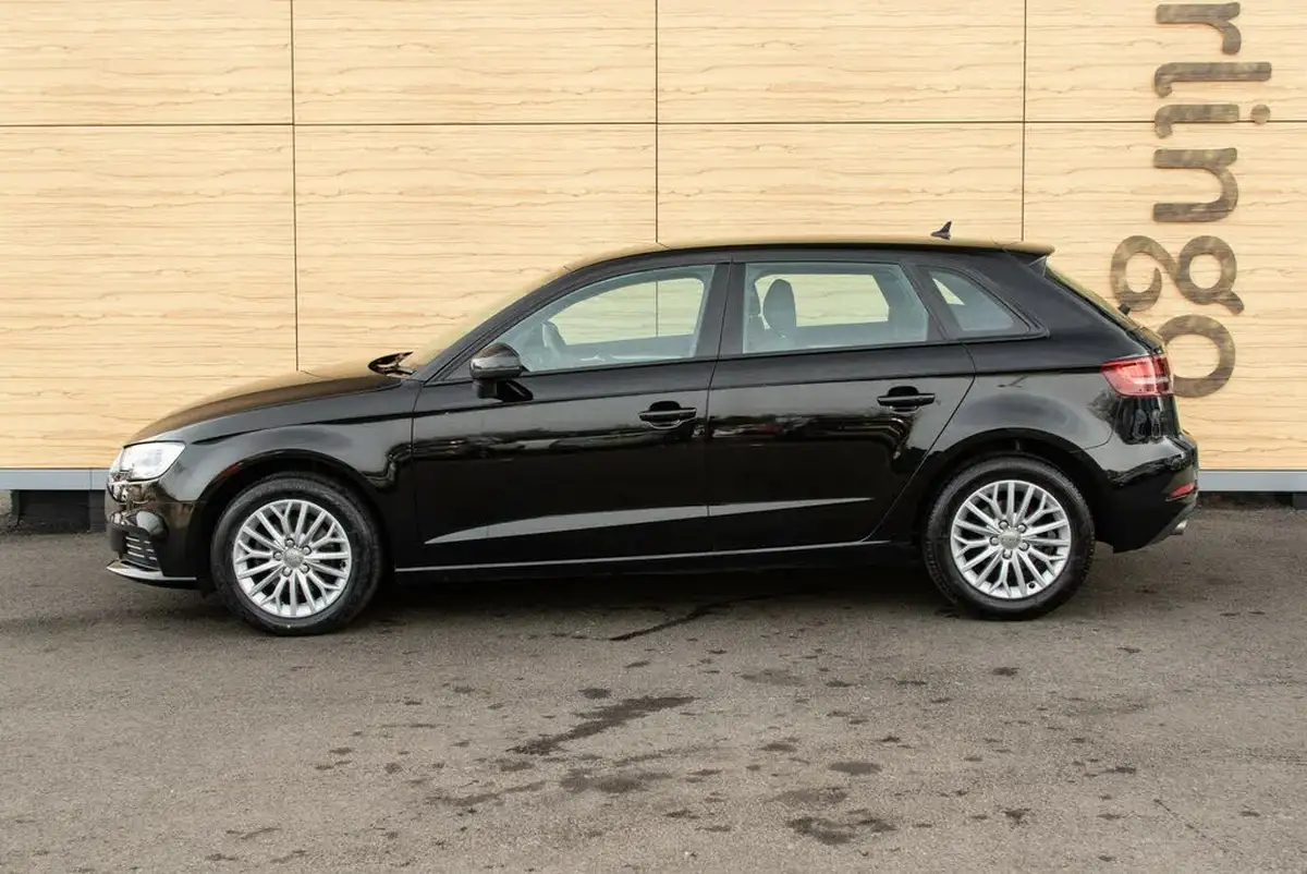 2018-audi-a3-15-tfsi-se-technik-big-12