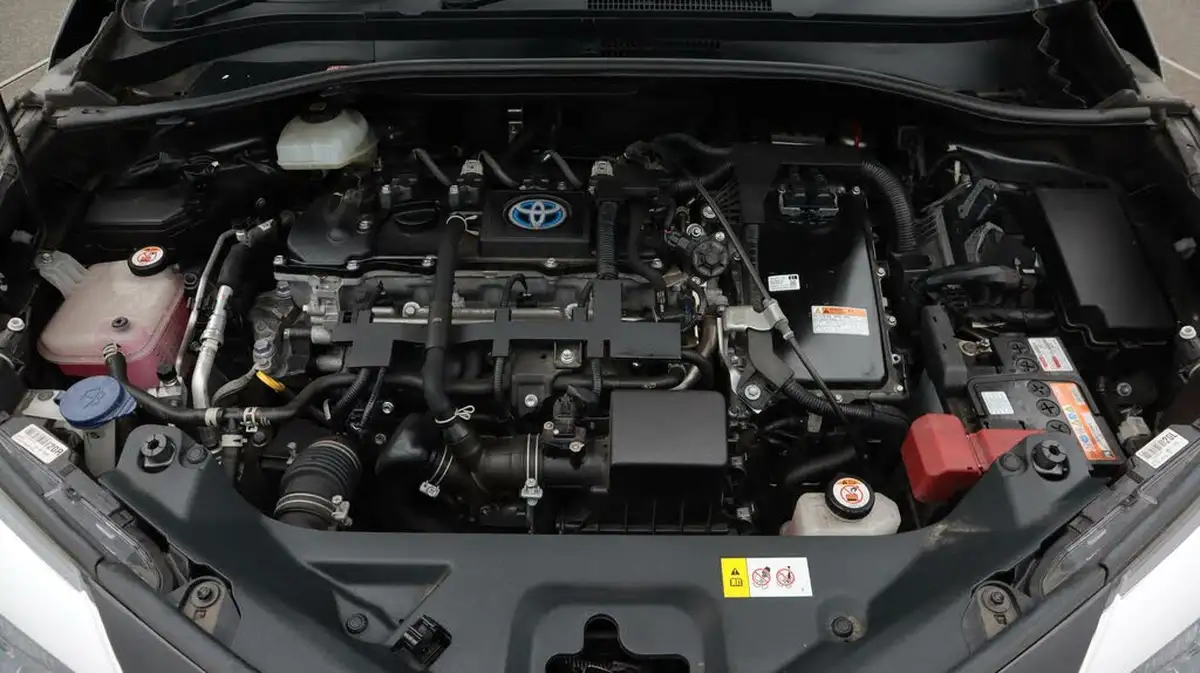 2021-toyota-c-hr-18-vvt-i-icon-big-19