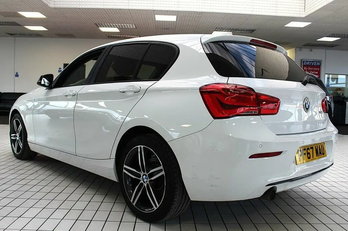 2018-bmw-1-series-15-118i-sport-5d-auto-big-14