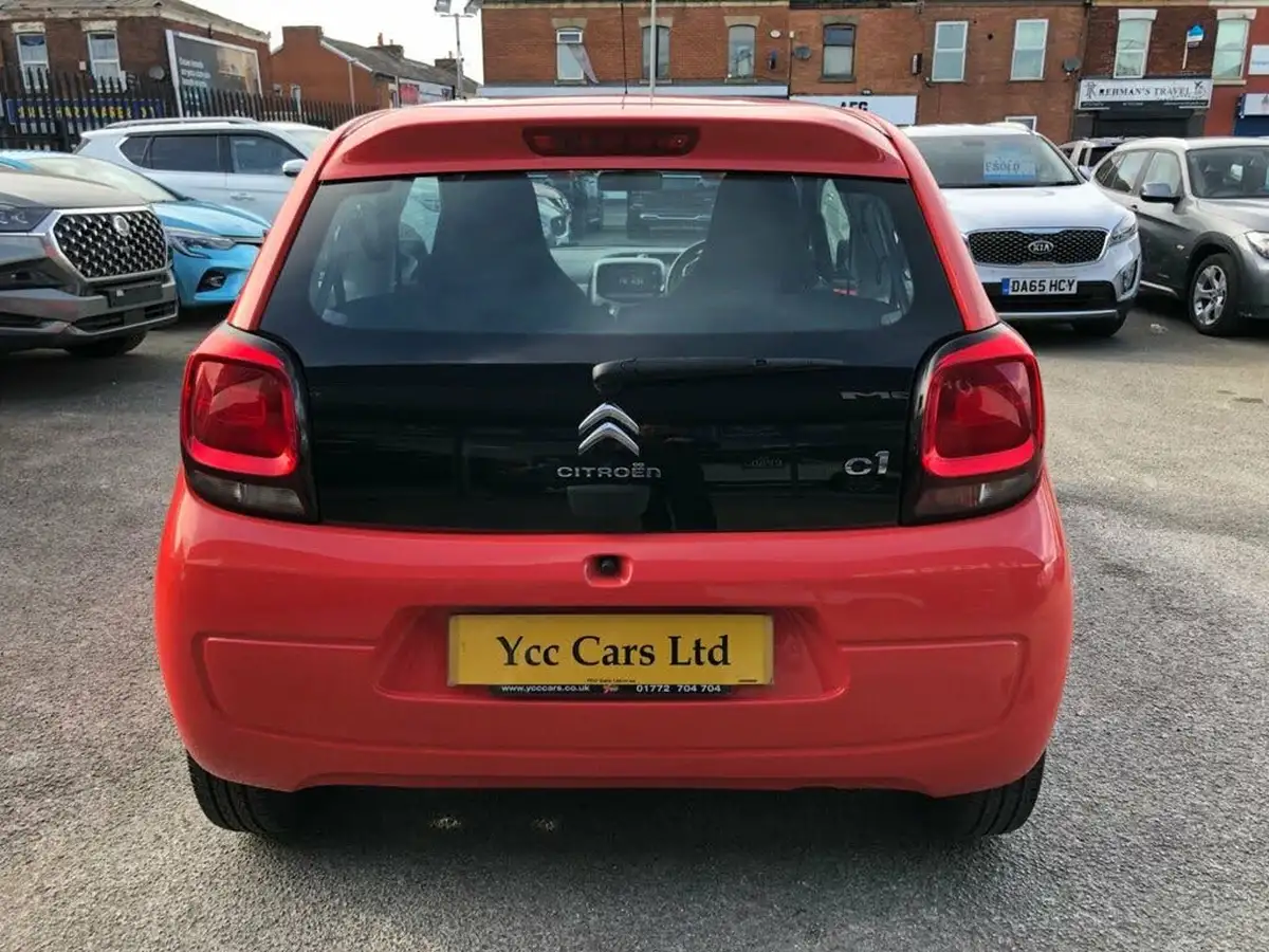 2015-citroen-c1-10-vti-feel-3d-big-10