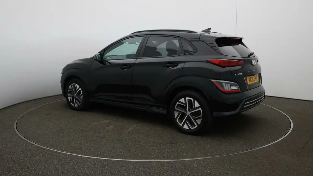 2022-hyundai-kona-e-ultimate-big-31