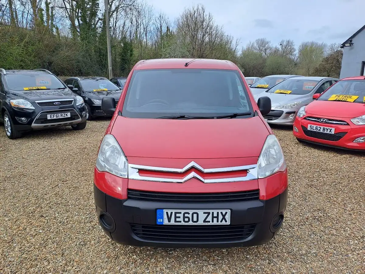2011-citroen-berlingo-16td-l1625-enterprise-special-edition-panel-big-4
