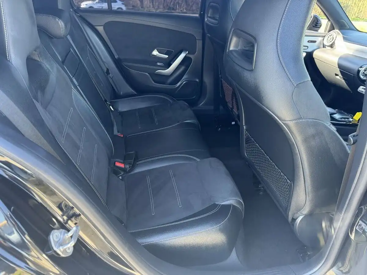 2021-mercedes-benz-a-class-13-a180-amg-line-premium-plus-edition-hatchback-5d-7g-dct-big-14
