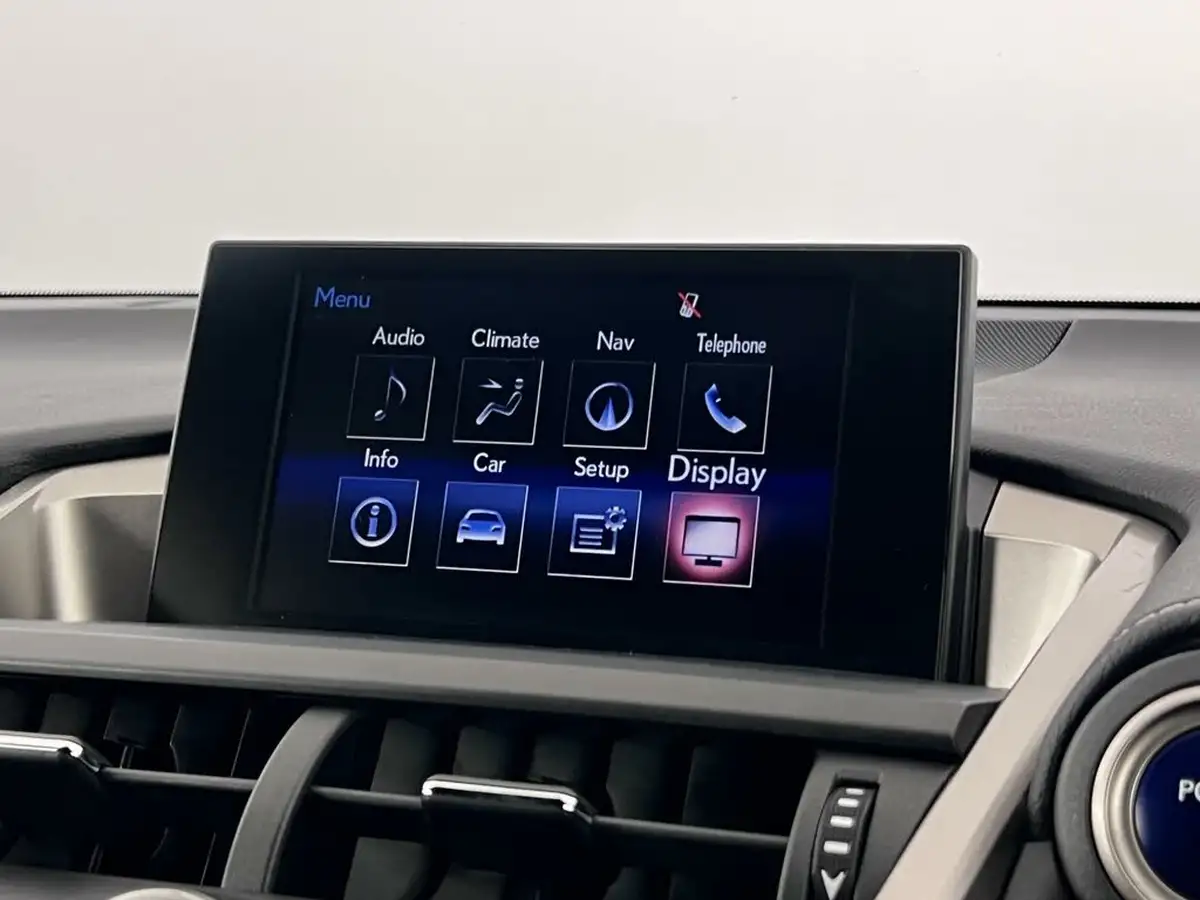 2017-lexus-nx-300h-25-f-sport-big-34