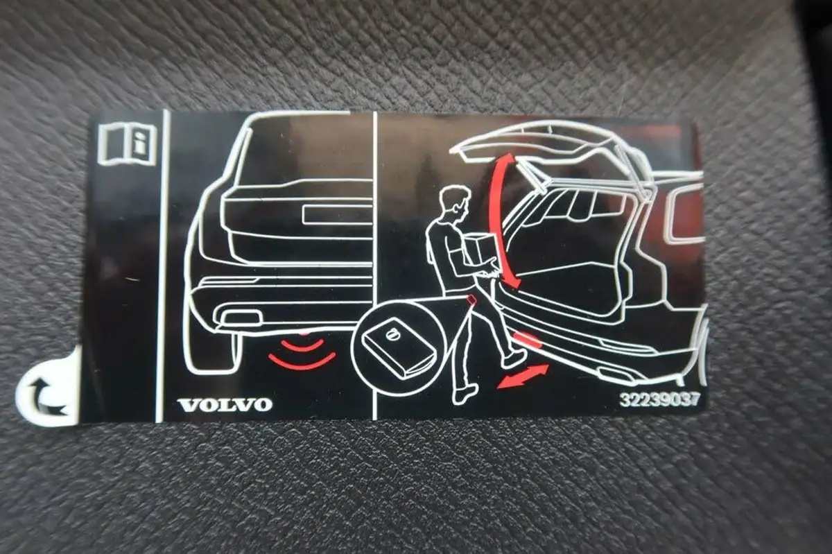 2021-volvo-xc90-20td-b5-momentum-big-11