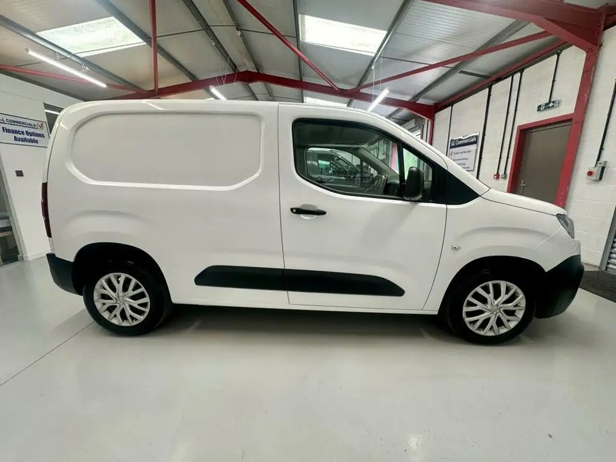 2020-citroen-berlingo-15bluehdi-1000-enterprise-100pseu6dt-e-ss-panel-big-7