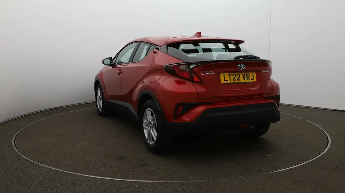 2022-toyota-c-hr-18-vvt-i-icon-big-54