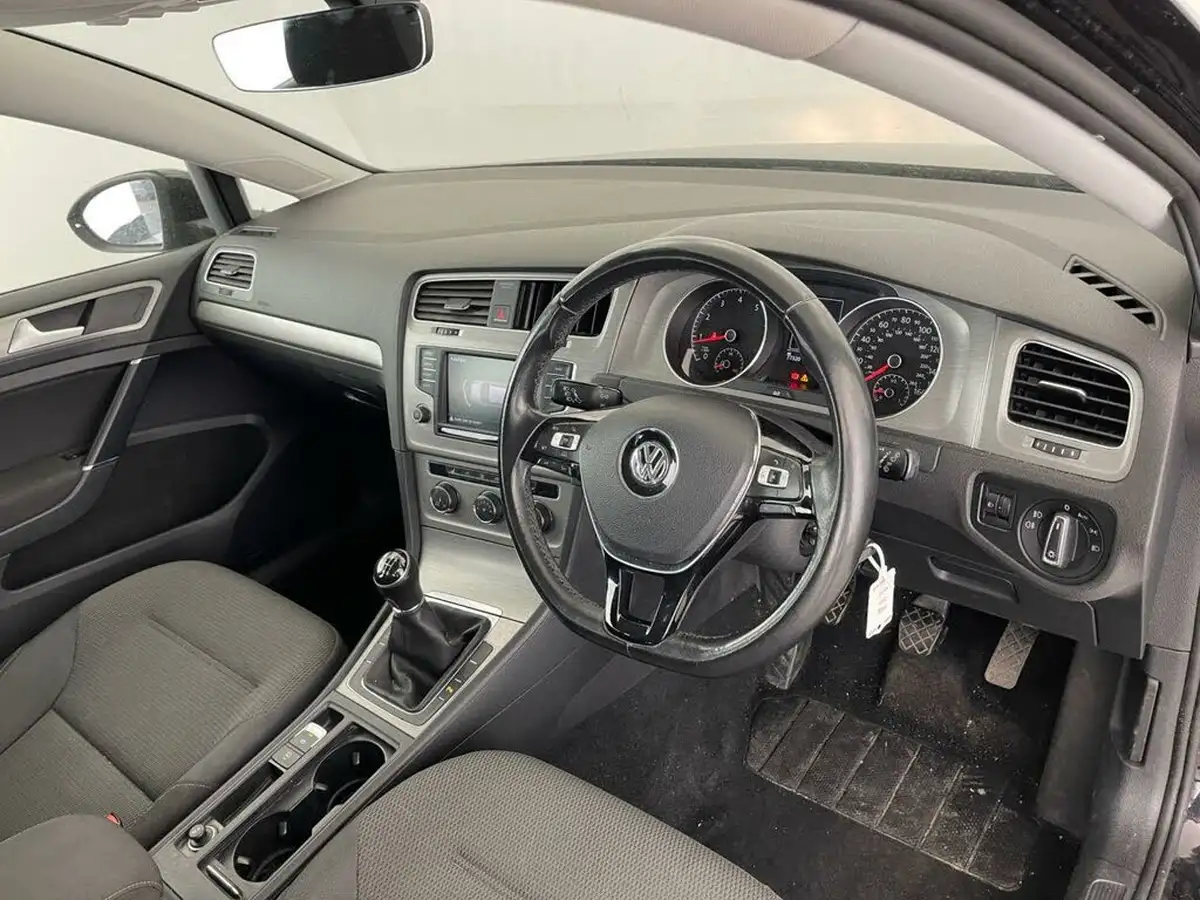 2016-volkswagen-golf-14-tsi-match-edition-hatchback-5d-big-10