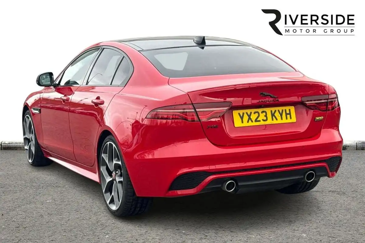 2023-jaguar-xe-20-p300-300-sport-big-2