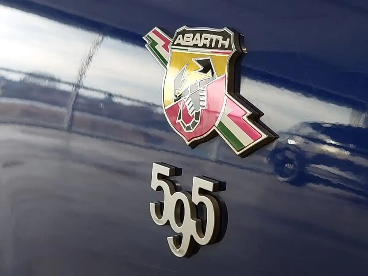 2018-abarth-595-14-tjet-big-18