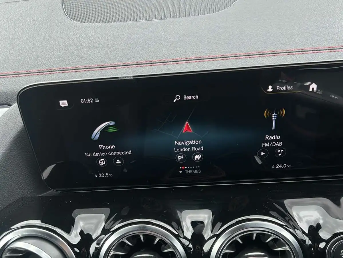 2024-mercedes-benz-eqa-e-eqa-300-amg-line-big-22
