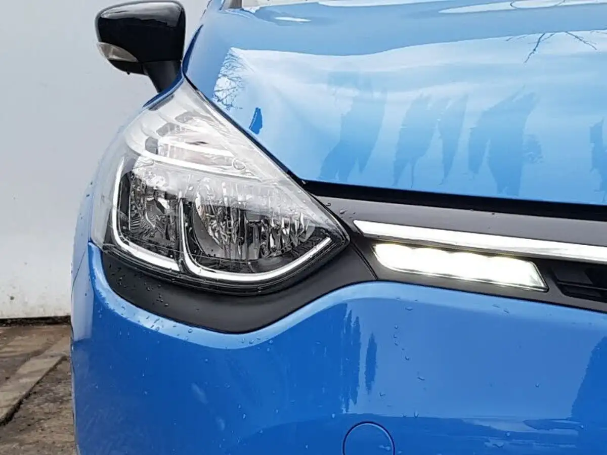 2014-renault-clio-12-dynamique-big-18