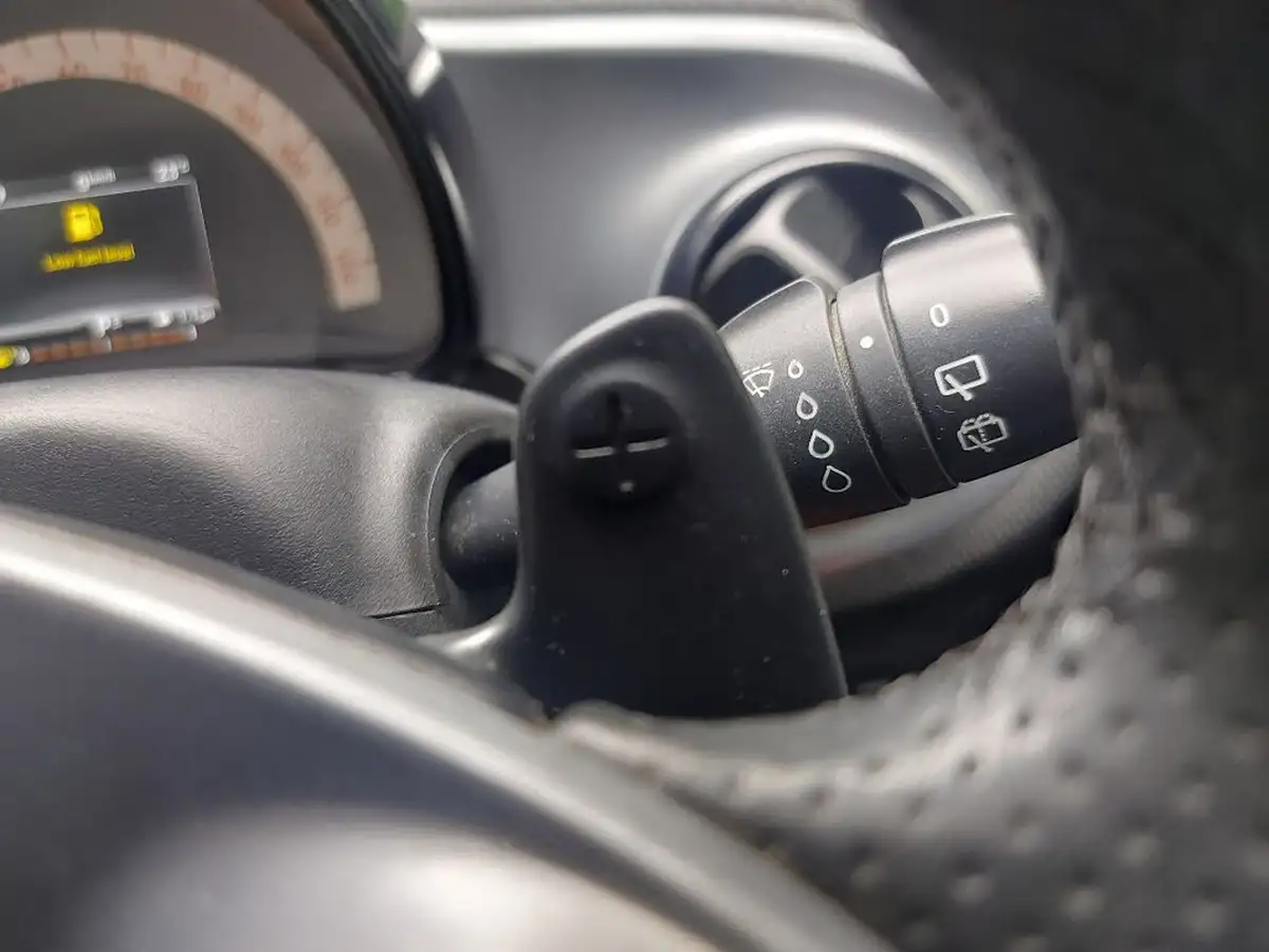2016-smart-forfour-09-edition-white-twinamic-big-21