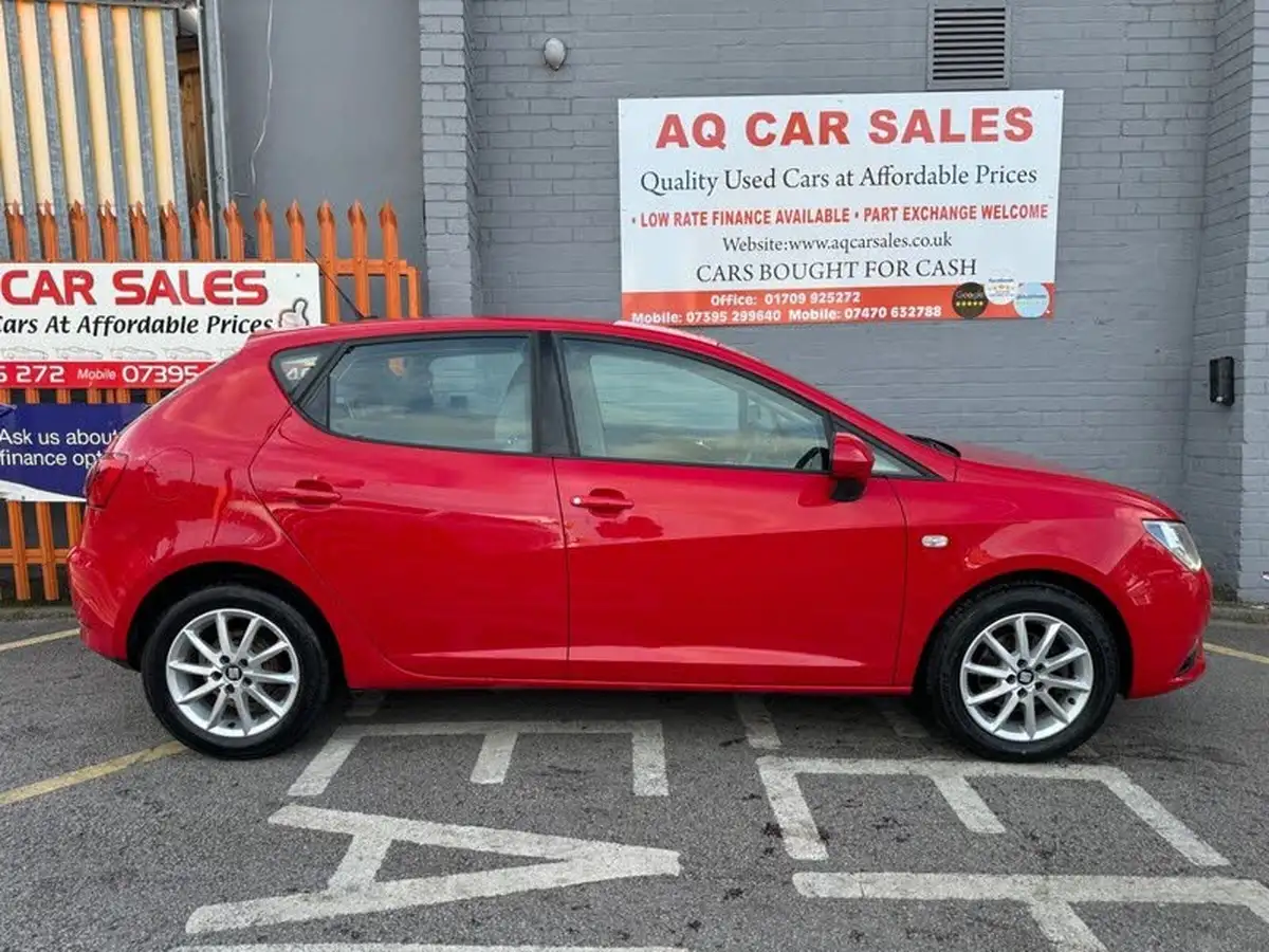 2017-seat-ibiza-10-se-technology-hatchback-5d-big-7