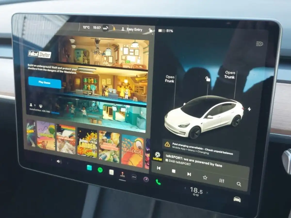 2021-tesla-model-3-e-long-range-awd-big-13