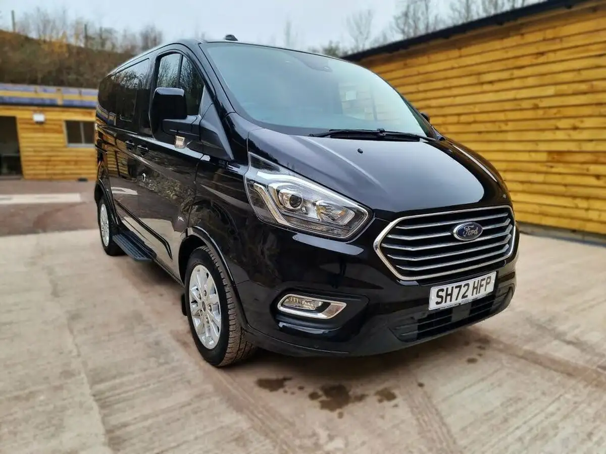 2022-ford-tourneo-custom-20tdci-320-l1-titanium-130pseu6dt-big-5