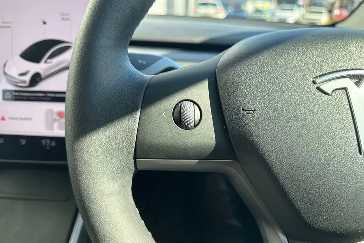 2019-tesla-model-3-e-long-range-4x4-big-52