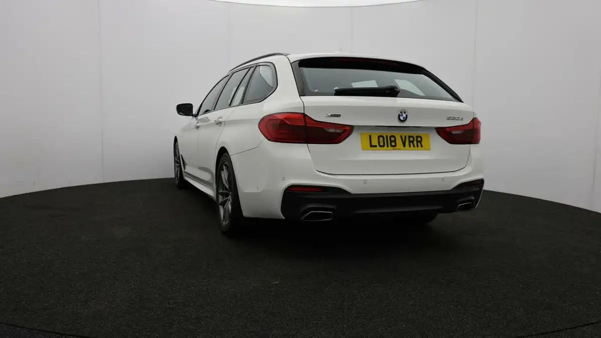 2018-bmw-5-series-20td-520d-m-sport-188bhp-xdrive-touring-5d-big-24