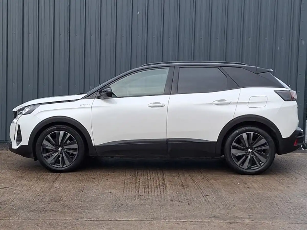 2021-peugeot-3008-suv-16-puretech-gt-premium-300bhp-4wd-hybrid4-e-eat8-big-3