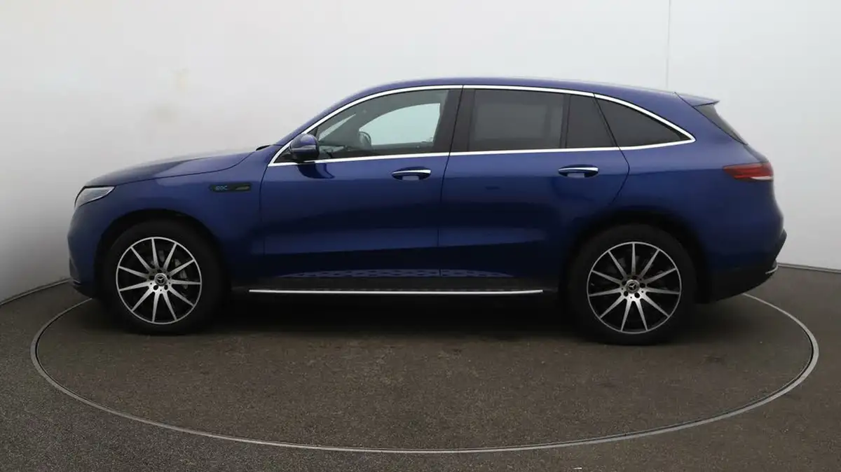 2022-mercedes-benz-eqc-e-eqc-400-amg-line-big-62