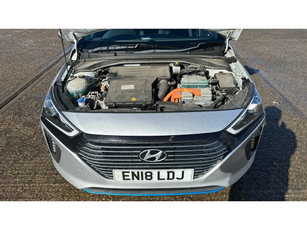2018-hyundai-ioniq-16-gdi-premium-hybrid-big-7